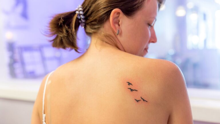 jak-dbac-o-swiezy-tatuaz